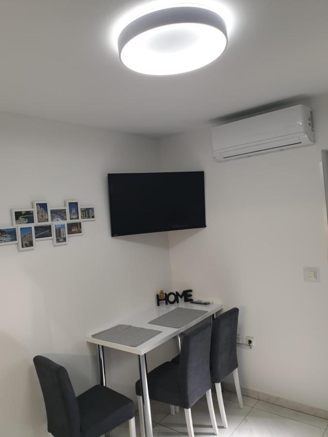 Apartment Ema Zadar Buitenkant foto